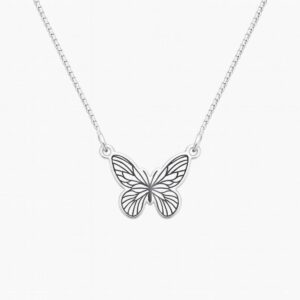 Gargantilha borboleta envelhecida