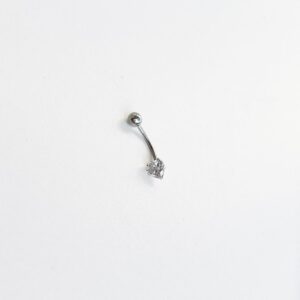 Piercing de umbigo coração